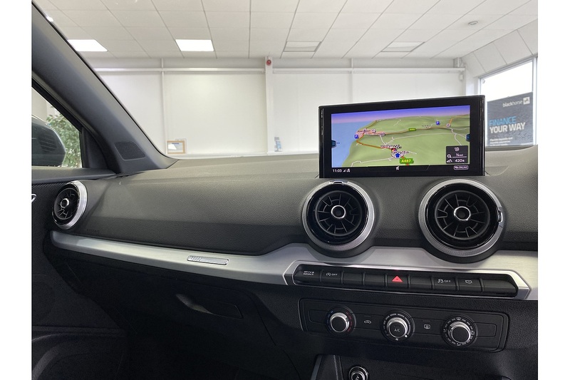 Audi 1.5 TFSI CoD 35 S line SUV 5dr Petrol S Tronic Euro 6 (s/s) (150 ps)