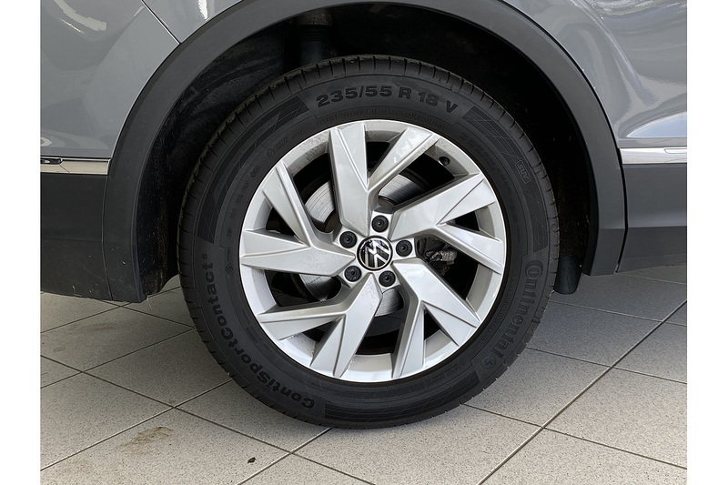 Volkswagen 1.5 TSI Life SUV 5dr Petrol DSG Euro 6 (s/s) (150 ps)