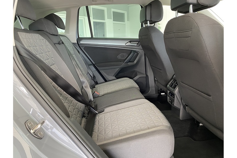 Volkswagen 1.5 TSI Life SUV 5dr Petrol DSG Euro 6 (s/s) (150 ps)