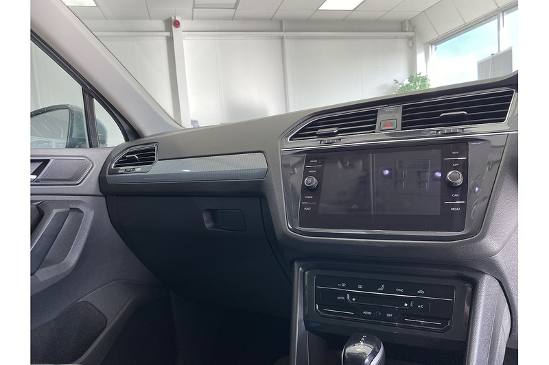 Volkswagen 1.5 TSI Life SUV 5dr Petrol DSG Euro 6 (s/s) (150 ps)