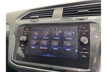 20/70 Volkswagen Tiguan 1.5 TSI Life SUV DSG 150 ps