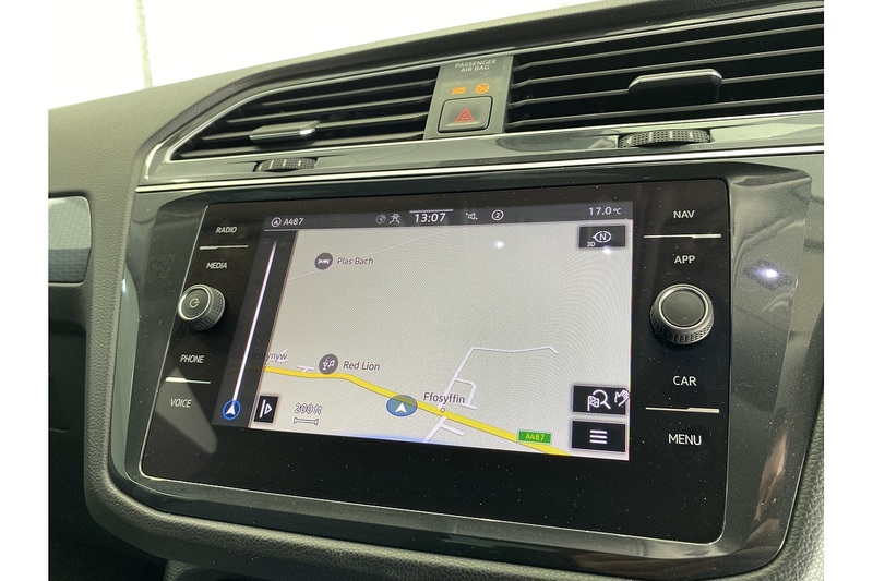 Volkswagen 1.5 TSI Life SUV 5dr Petrol DSG Euro 6 (s/s) (150 ps)