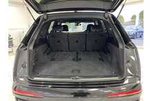 23/23 Audi Q7 3.0 TDI V6 50 Black Edition Diesel Tiptronic quattro 286 ps