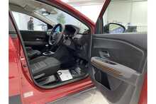 21/21 Dacia Sandero 1.0 TCe Comfort Hatchback 90 ps