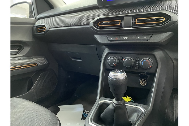 Dacia 1.0 TCe Comfort Hatchback 5dr Petrol Manual Euro 6 (s/s) (90 ps)