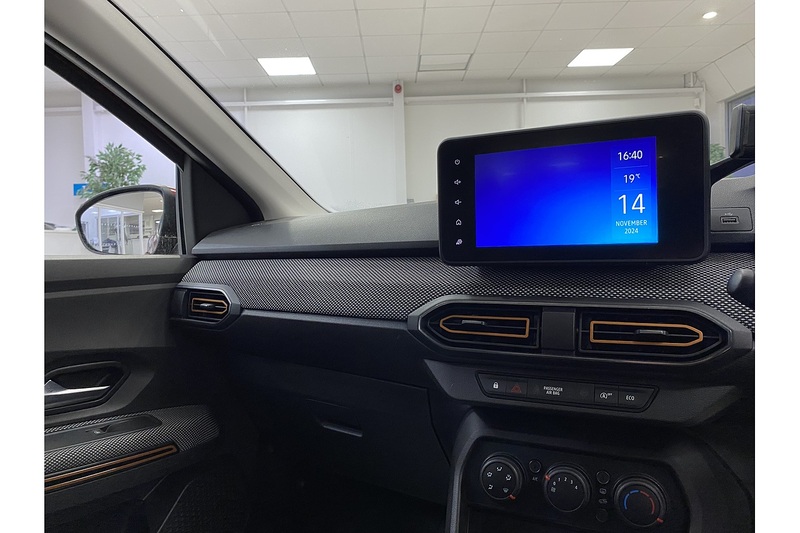 Dacia 1.0 TCe Comfort Hatchback 5dr Petrol Manual Euro 6 (s/s) (90 ps)