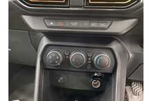 21/21 Dacia Sandero 1.0 TCe Comfort Hatchback 90 ps