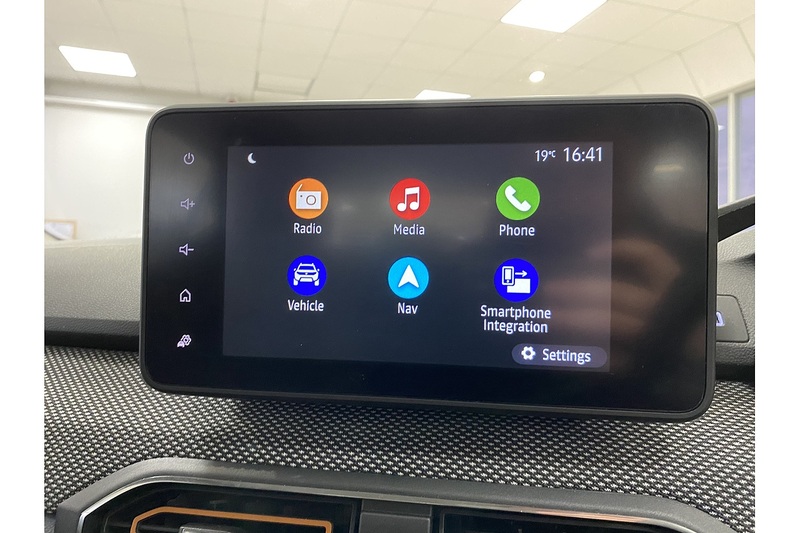 Dacia 1.0 TCe Comfort Hatchback 5dr Petrol Manual Euro 6 (s/s) (90 ps)