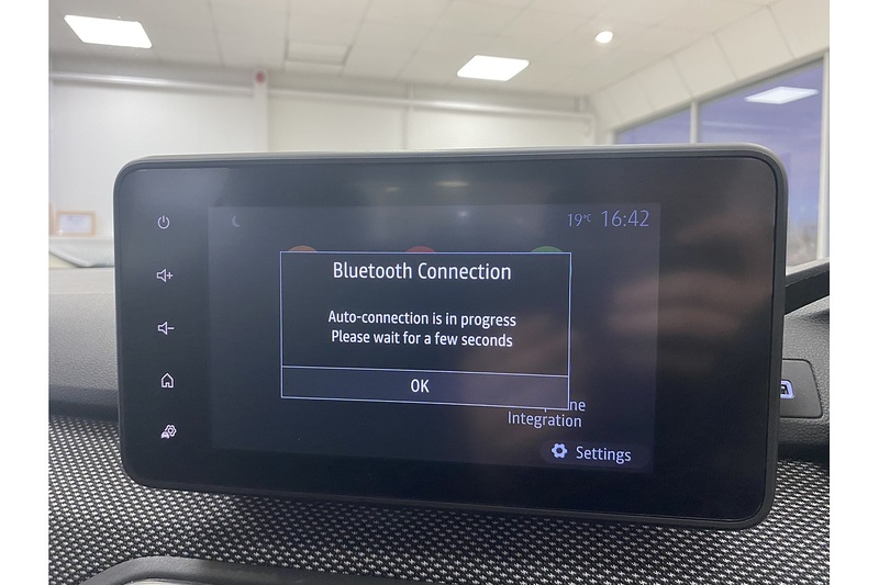 Dacia 1.0 TCe Comfort Hatchback 5dr Petrol Manual Euro 6 (s/s) (90 ps)