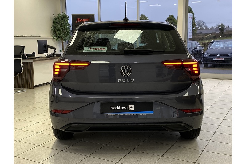 Volkswagen 1.0 TSI Life Hatchback 5dr Petrol Manual Euro 6 (s/s) (95 ps)