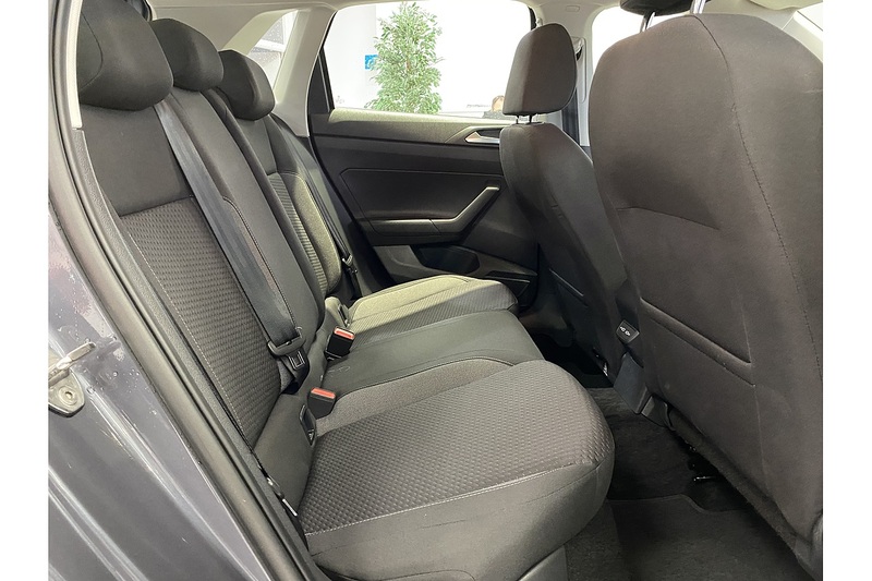 Volkswagen 1.0 TSI Life Hatchback 5dr Petrol Manual Euro 6 (s/s) (95 ps)