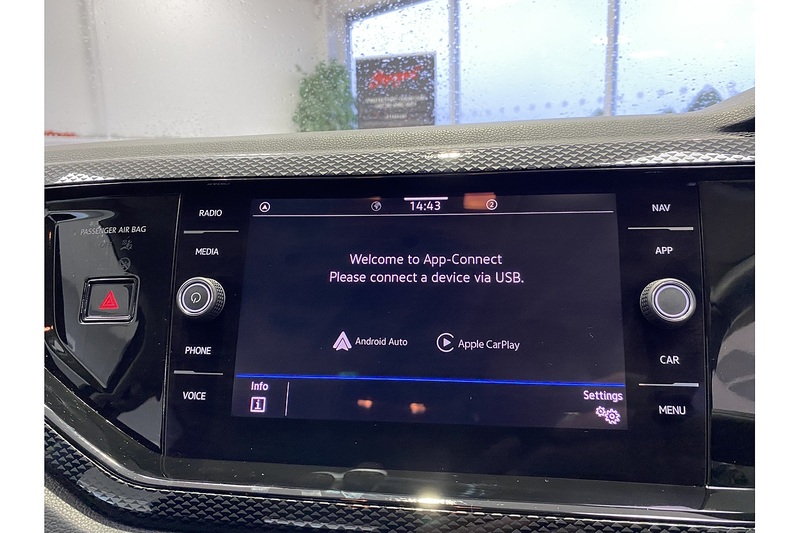 Volkswagen 1.0 TSI Life Hatchback 5dr Petrol Manual Euro 6 (s/s) (95 ps)