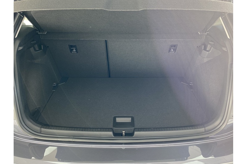 Volkswagen 1.0 TSI Match Hatchback 5dr Petrol DSG Euro 6 (s/s) (95 ps)