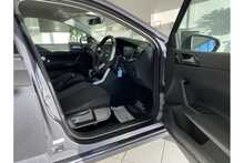 24/74 Volkswagen Polo Match 1.0 TSI DSG 95PS