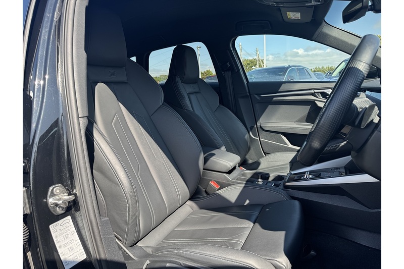 Audi 1.4 TFSIe 40 S line Sportback 5dr Petrol Plug-in Hybrid S Tronic Euro 6 (s/s) 13kWh (204 ps)