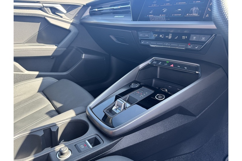 Audi 1.4 TFSIe 40 S line Sportback 5dr Petrol Plug-in Hybrid S Tronic Euro 6 (s/s) 13kWh (204 ps)
