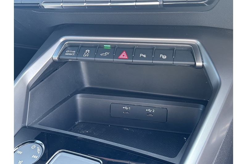 Audi 1.4 TFSIe 40 S line Sportback 5dr Petrol Plug-in Hybrid S Tronic Euro 6 (s/s) 13kWh (204 ps)