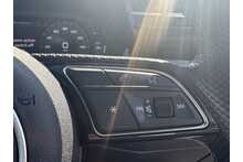 23/23 Audi A3 TFSIe S line 40 Sportback S Tronic 204 ps