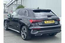 23/23 Audi A3 TFSIe S line 40 Sportback S Tronic 204 ps