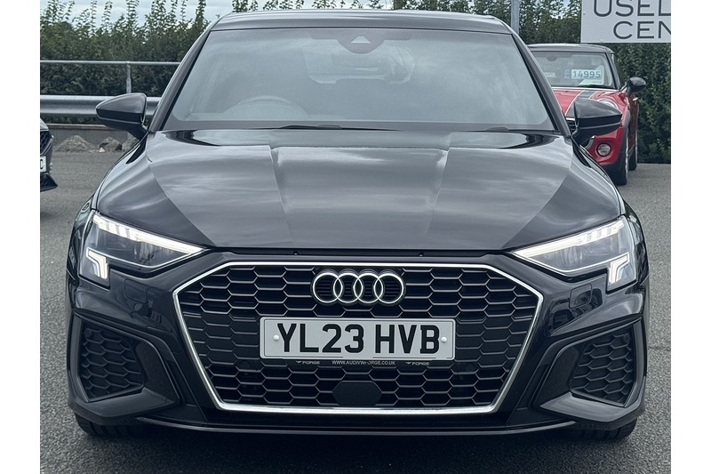 Audi 1.4 TFSIe 40 S line Sportback 5dr Petrol Plug-in Hybrid S Tronic Euro 6 (s/s) 13kWh (204 ps)