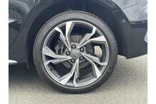 23/23 Audi A3 TFSIe S line 40 Sportback S Tronic 204 ps