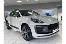 23/23 Porsche Macan T  2.0 SUV Petrol 4WD 265 ps
