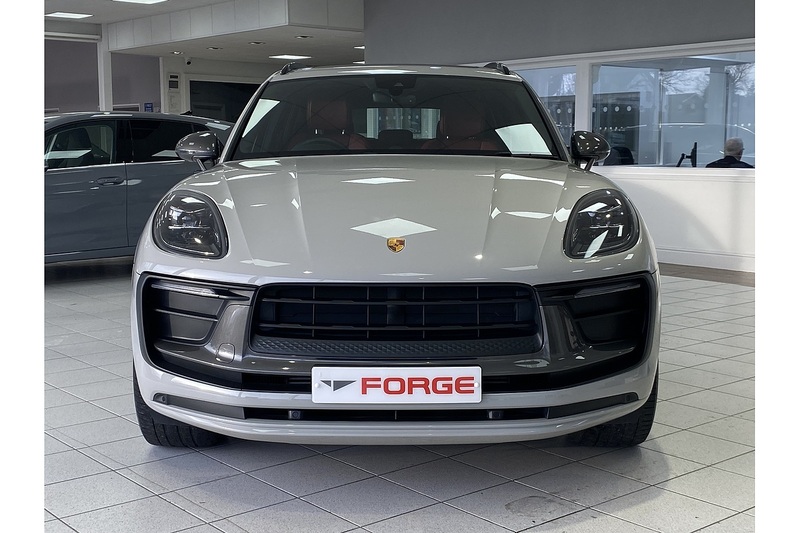 Porsche 2.0T T SUV 5dr Petrol PDK 4WD Euro 6 (s/s) (265 ps)