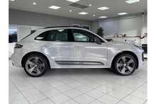 23/23 Porsche Macan T  2.0 SUV Petrol 4WD 265 ps