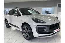 23/23 Porsche Macan T  2.0 SUV Petrol 4WD 265 ps