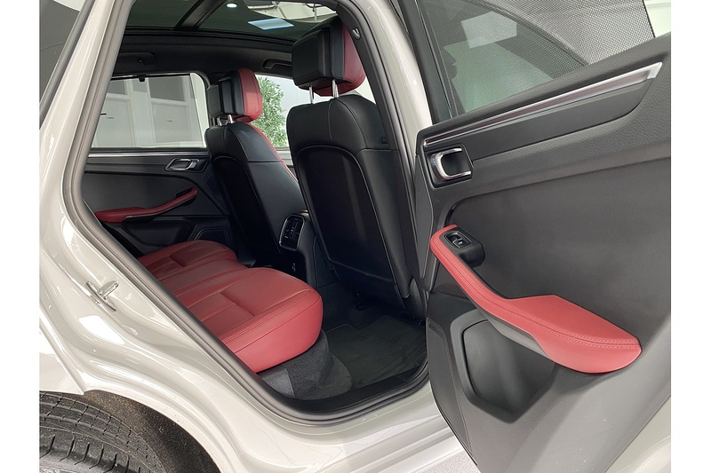 Porsche 2.0T T SUV 5dr Petrol PDK 4WD Euro 6 (s/s) (265 ps)