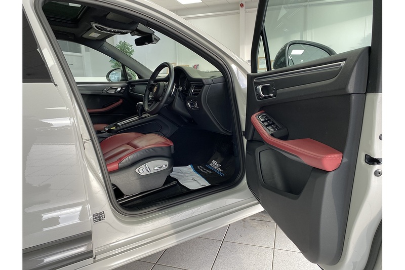 Porsche 2.0T T SUV 5dr Petrol PDK 4WD Euro 6 (s/s) (265 ps)