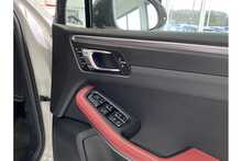 23/23 Porsche Macan T  2.0 SUV Petrol 4WD 265 ps