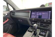 23/23 Porsche Macan T  2.0 SUV Petrol 4WD 265 ps