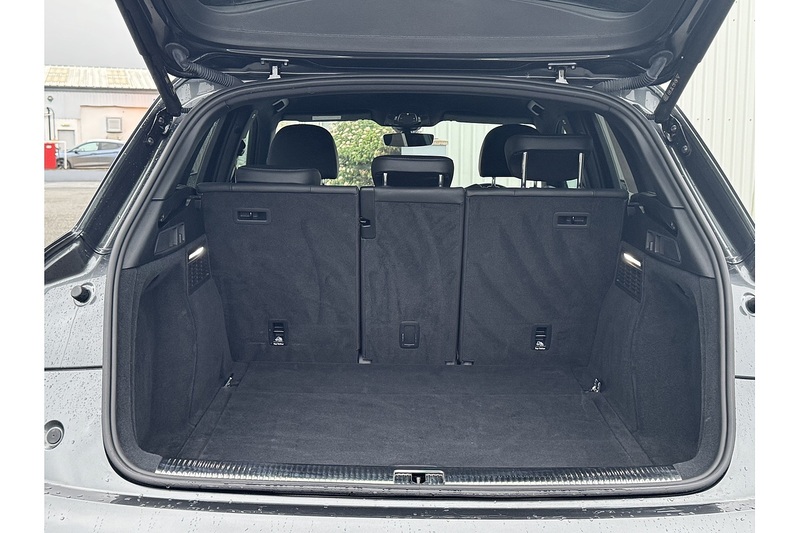 Audi 2.0 TDI 40 Edition 1 SUV 5dr Diesel S Tronic quattro Euro 6 (s/s) (204 ps)