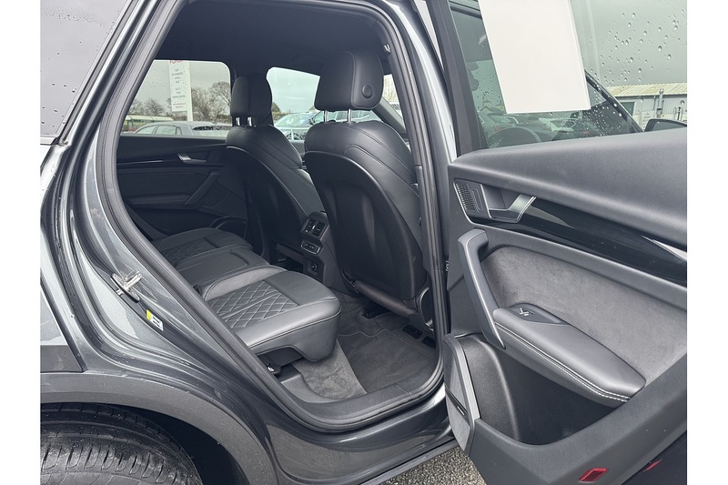 Audi 2.0 TDI 40 Edition 1 SUV 5dr Diesel S Tronic quattro Euro 6 (s/s) (204 ps)