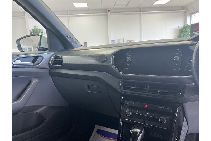 Volkswagen 1.5 TSI EVO R-Line SUV 5dr Petrol DSG Euro 6 (s/s) (150 ps)