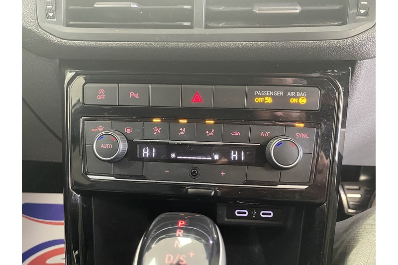 Volkswagen 1.5 TSI EVO R-Line SUV 5dr Petrol DSG Euro 6 (s/s) (150 ps)