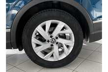23/23 Volkswagen Tiguan TSI Life