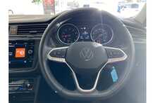 23/23 Volkswagen Tiguan TSI Life
