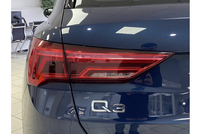 Audi 1.5 TFSI CoD 35 Sport SUV 5dr Petrol Manual Euro 6 (s/s) (150 ps)