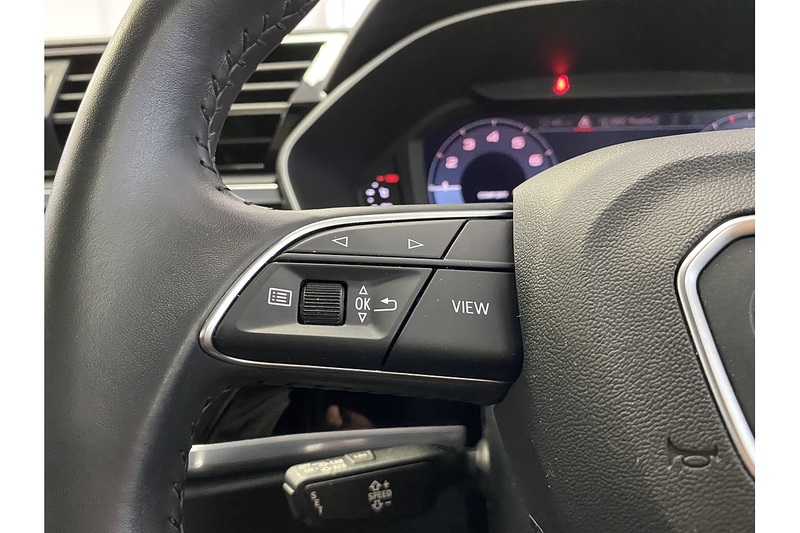 Audi 1.5 TFSI CoD 35 Sport SUV 5dr Petrol Manual Euro 6 (s/s) (150 ps)