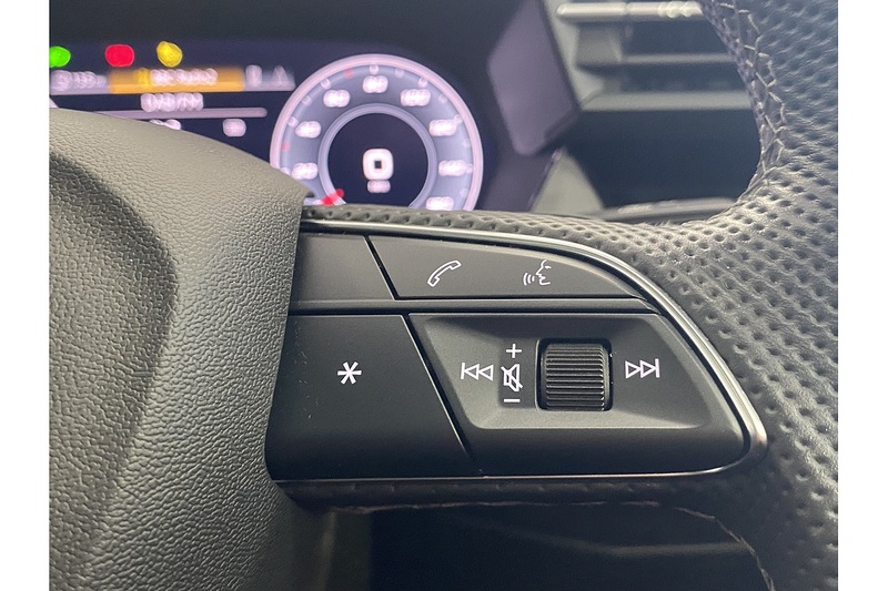 Audi 2.0 TFSI Vorsprung Saloon 4dr Petrol S Tronic quattro Euro 6 (s/s) (310 ps)