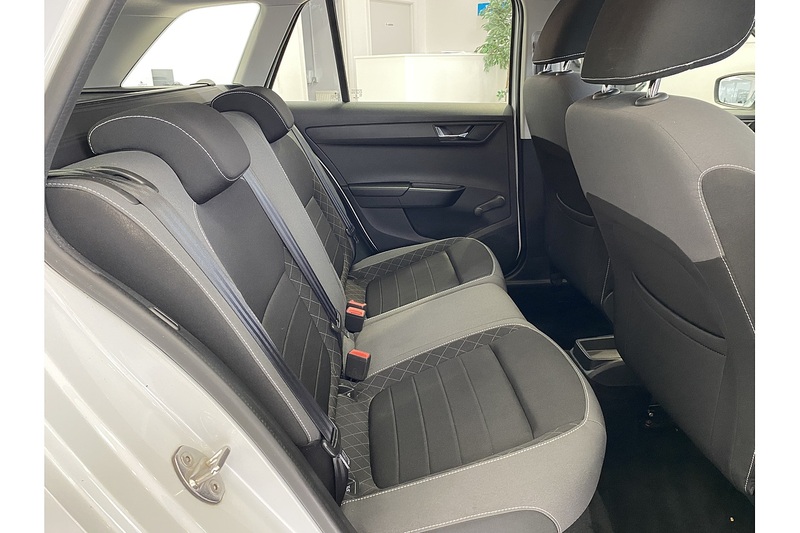 Skoda 1.0 TSI SE Estate 5dr Petrol Manual Euro 6 (s/s) (110 ps)