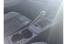 21/21 Volkswagen Golf 1.5 TSI R-Line Hatchback Petrol 130 ps
