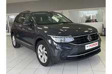 22/72 Volkswagen Tiguan TSI Life 1.5 SUV Petrol DSG 150 ps