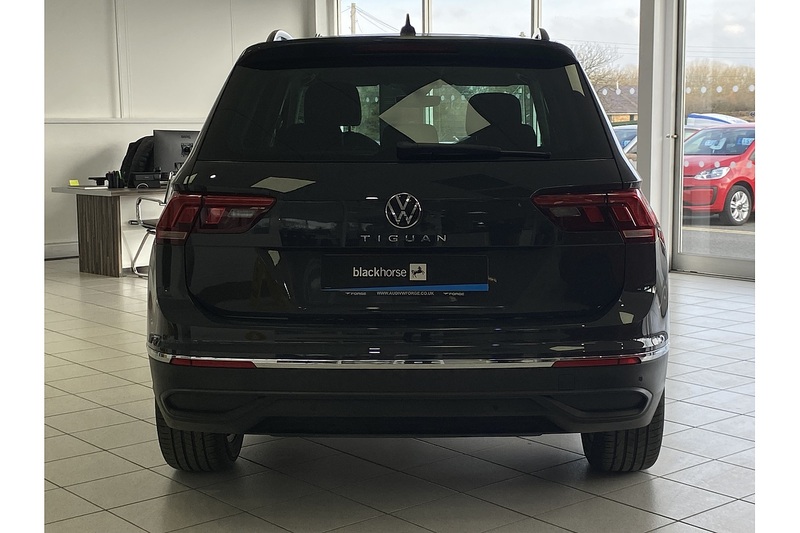 Volkswagen 1.5 TSI Life SUV 5dr Petrol DSG Euro 6 (s/s) (150 ps)