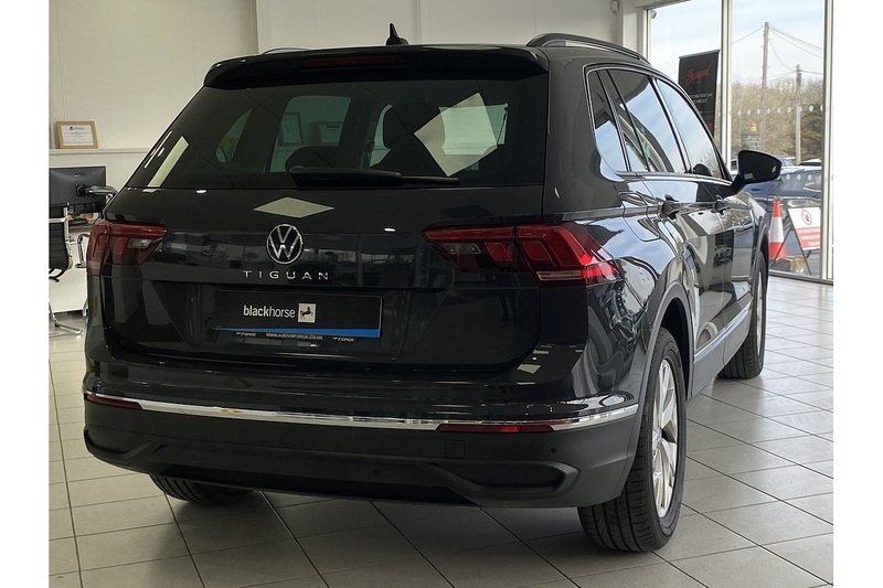 Volkswagen 1.5 TSI Life SUV 5dr Petrol DSG Euro 6 (s/s) (150 ps)