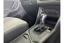 22/72 Volkswagen Tiguan TSI Life 1.5 SUV Petrol DSG 150 ps