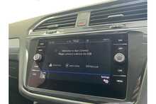 22/72 Volkswagen Tiguan TSI Life 1.5 SUV Petrol DSG 150 ps
