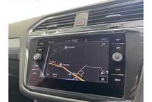22/72 Volkswagen Tiguan TSI Life 1.5 SUV Petrol DSG 150 ps